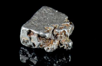 Cristal cubique de platine natif de Konder, Russie