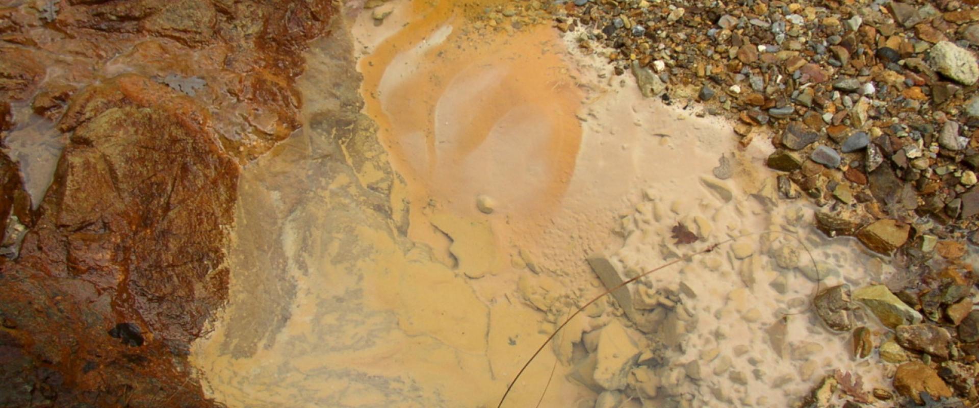 Ecoulement du cadmium dans la rivière Kirkalon © BRGM - Bruno Lemière