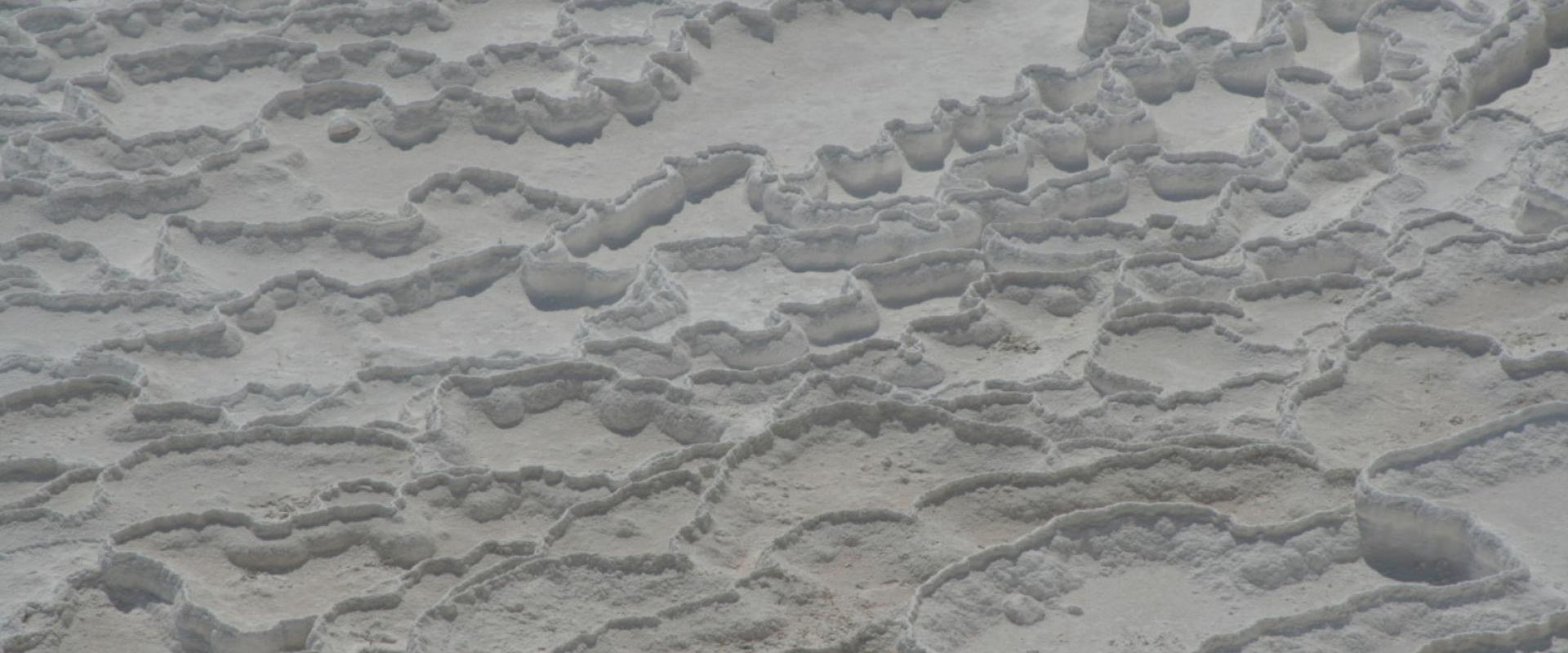 Dépôts de carbonate de calcium 